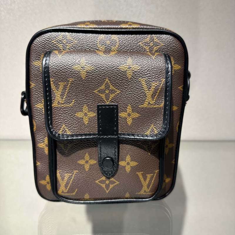 LOUIS VUITTON CHRISTOPHER 老花 单肩斜挎包-0