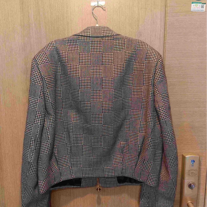 全新 Lv/路易威登 SS24 菲董聯名系列 棋盤格提花短款寬松長袖夾克外套 男款 灰色 54碼全新帶吊牌。-1