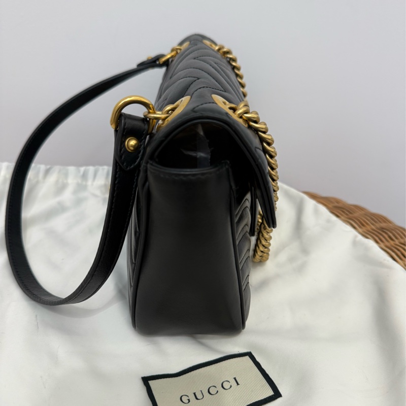 二手GUCCI 黑色GG Marmont 馬夢古銅金鍊雙G翻蓋2用包(小號26cm)443497-4