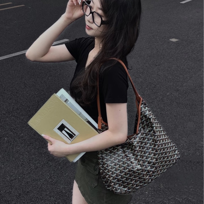 全新GOYARD焦糖色HOBO BAG印花防水帆布單肩背購物包黑棕色-13