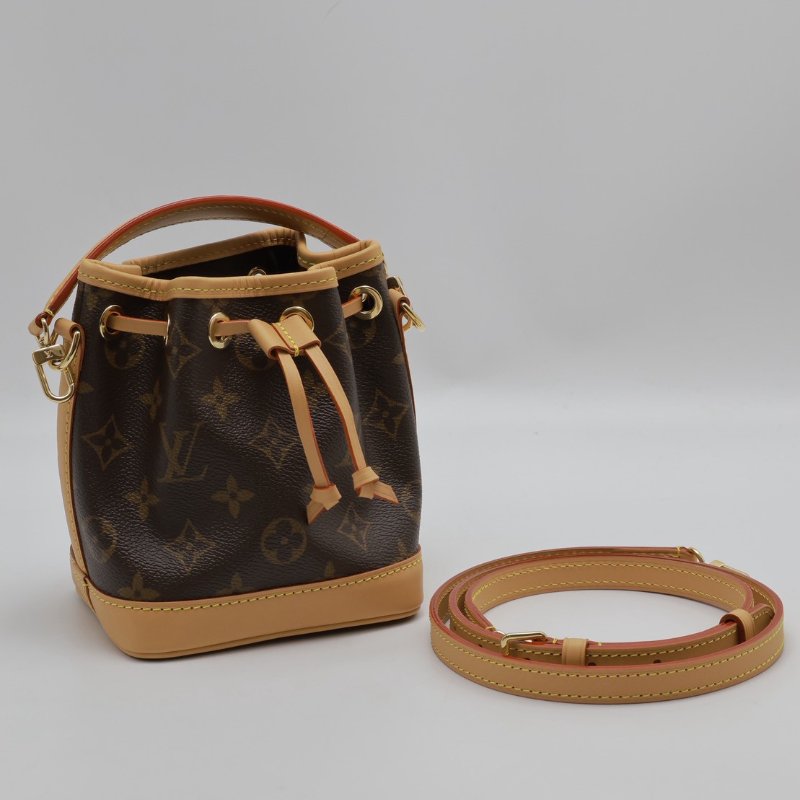 LOUIS VUITTON Nano noe水桶包-0