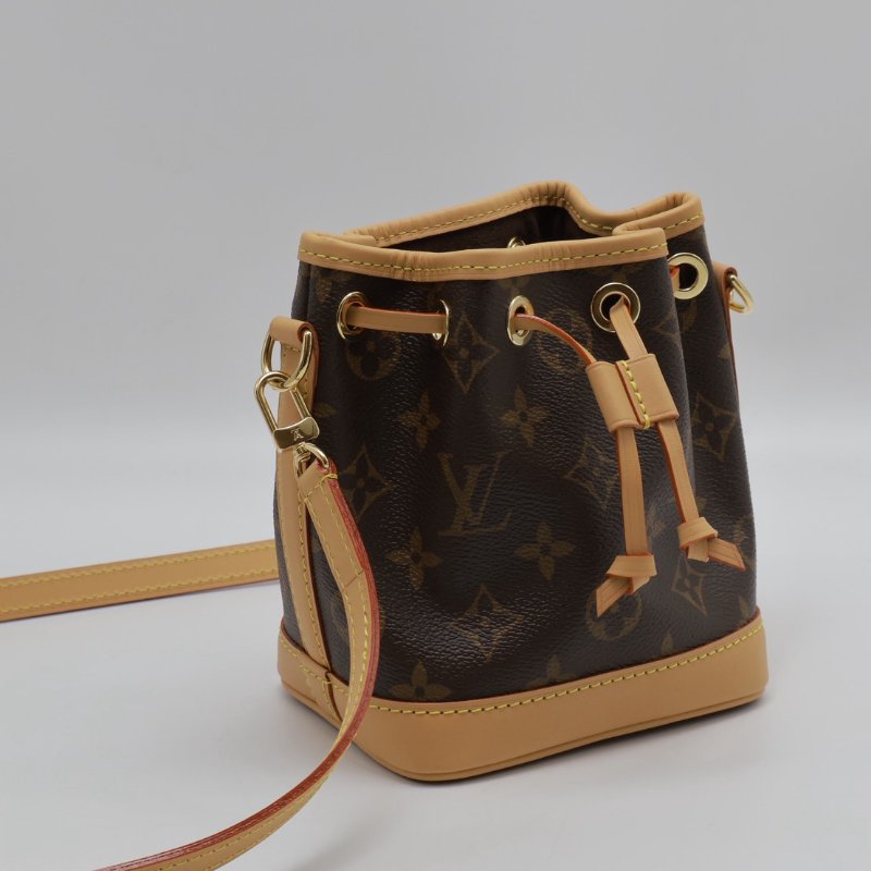 LOUIS VUITTON Nano noe水桶包-7