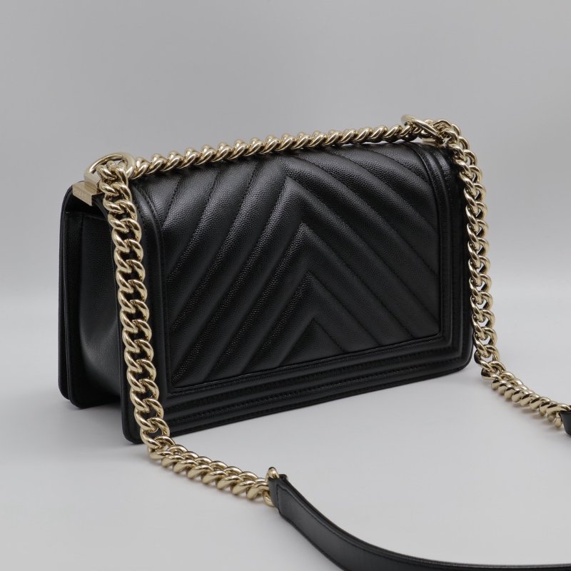 CHANEL Boy25 V紋粒面牛皮口蓋包 - 黑淡金25開-1