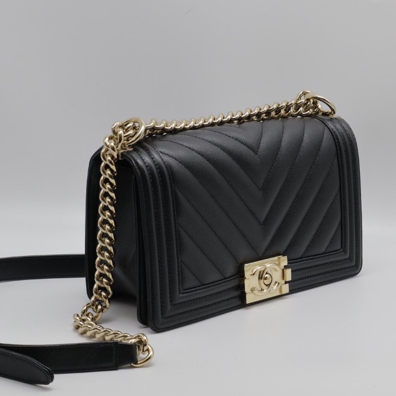 CHANEL Boy25 V紋粒面牛皮口蓋包 - 黑淡金25開-6