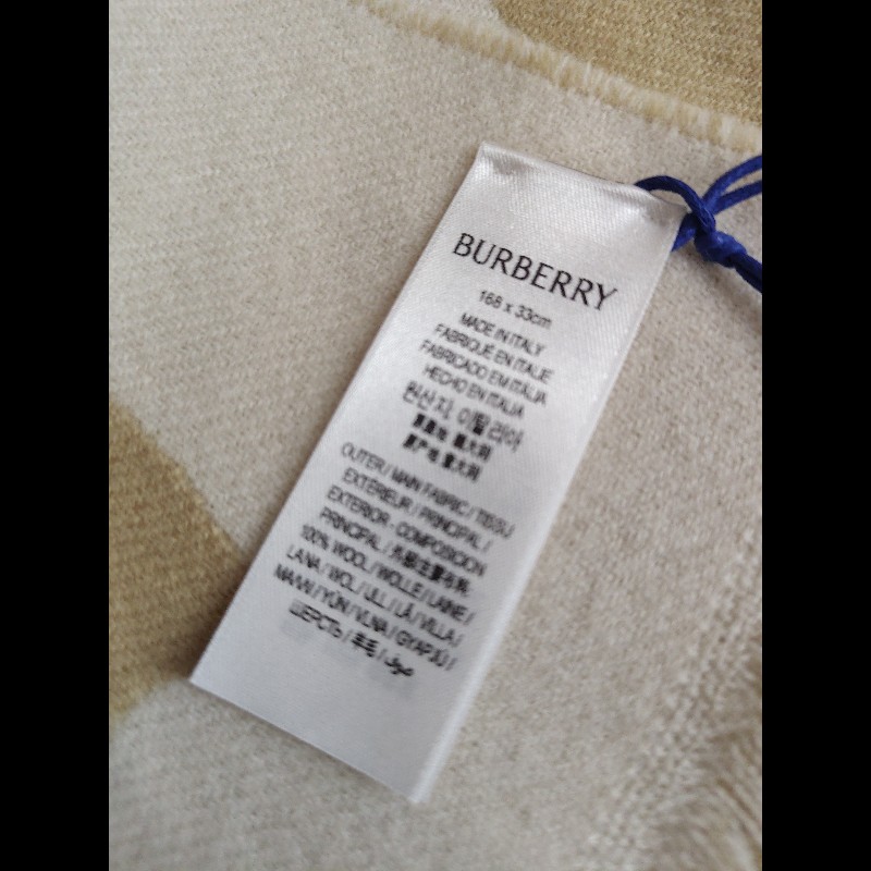 BURBERRY 羊毛圍巾-1
