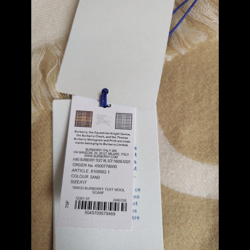 BURBERRY 羊毛圍巾-2