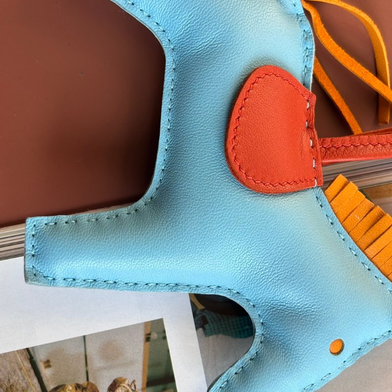 ::HERMES:: Rodeo小羊皮馬兒吊飾 (中/水藍X棕)-6