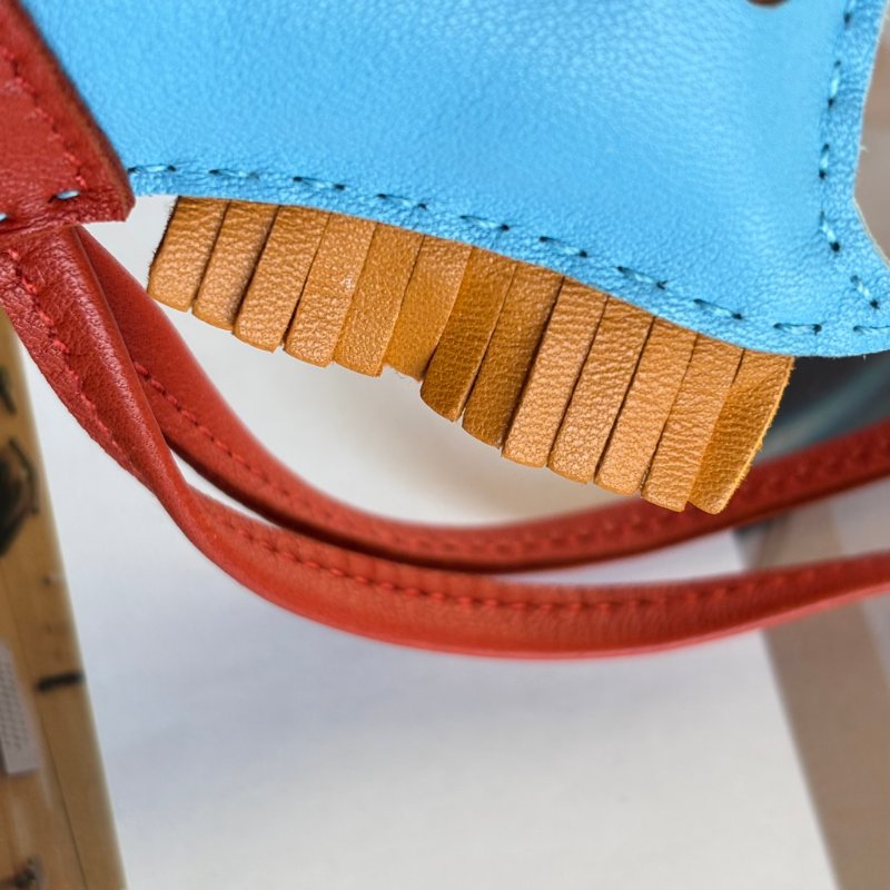 ::HERMES:: Rodeo小羊皮馬兒吊飾 (中/水藍X棕)-11