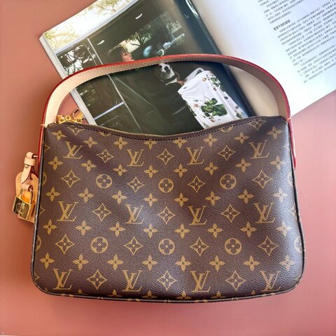 ::LOUIS VUITTON:: LV M11952 Slouchy PM經典花紋單肩包 手提包 流浪包