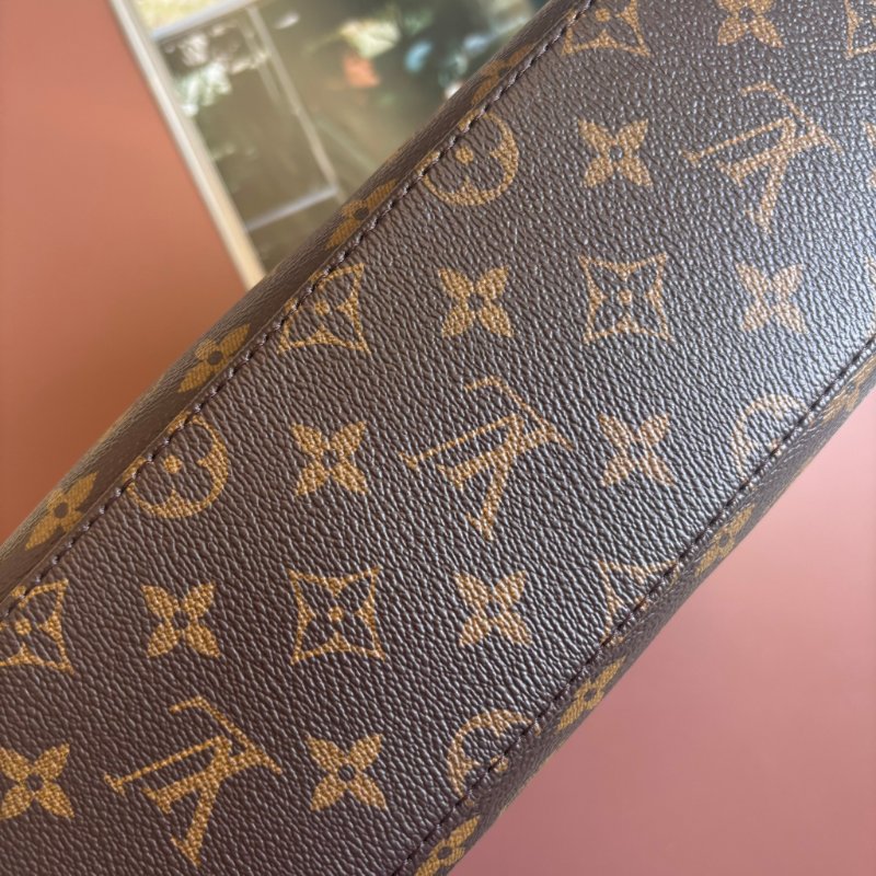 已售 ::LOUIS VUITTON:: LV M11952 Slouchy PM經典花紋單肩包 手提包 流浪包-17