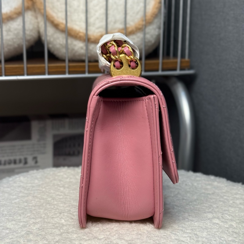 （2025/11月櫃上保養）Chanel雙金球粉色斜背包✨最新晶片款-5