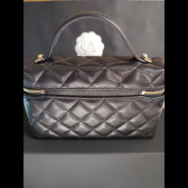 CHANEL 香奈兒荔枝飯盒包黑金-1