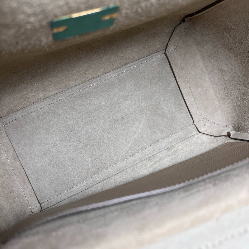 CELINE  卡其色鯰魚包 MICRO-7