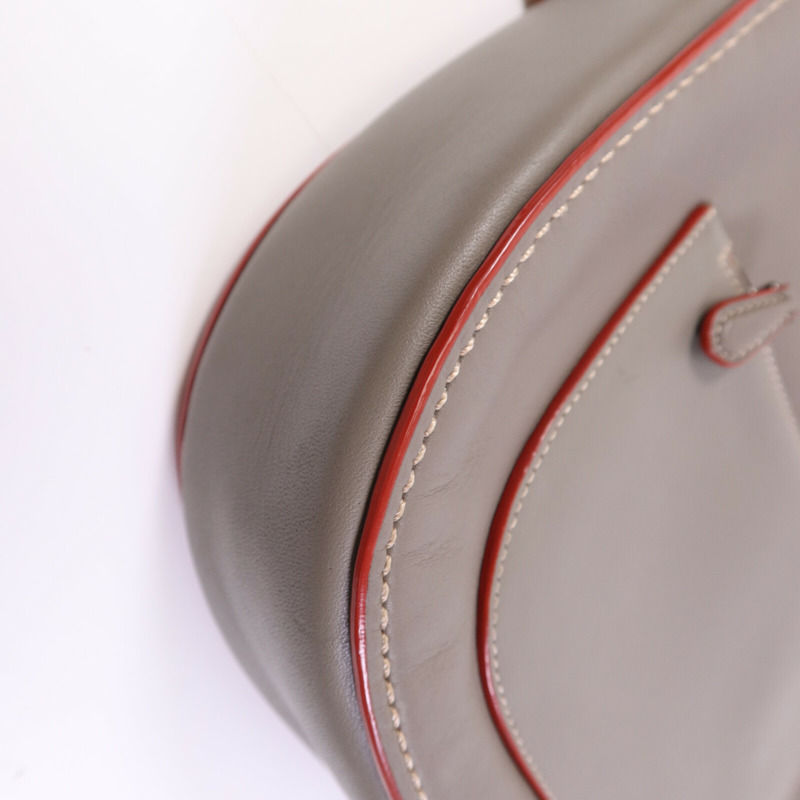 COACH 牛皮皮革Shoulder Bag銀扣肩背袋-10