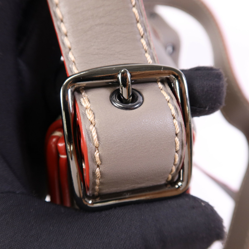 COACH 牛皮皮革Shoulder Bag銀扣肩背袋-11