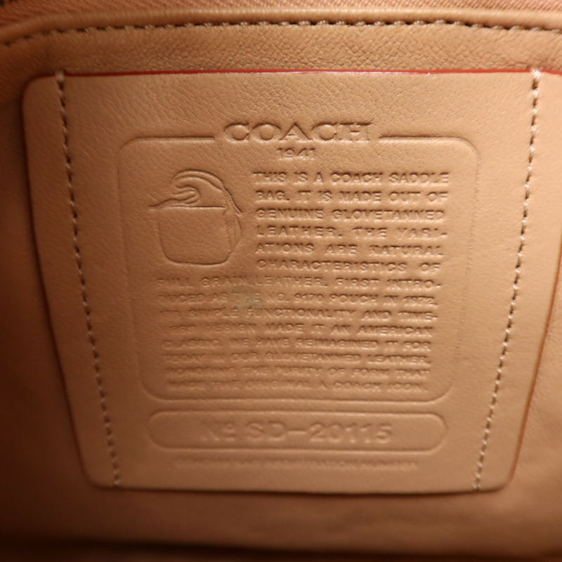 COACH 牛皮皮革Shoulder Bag銀扣肩背袋-14