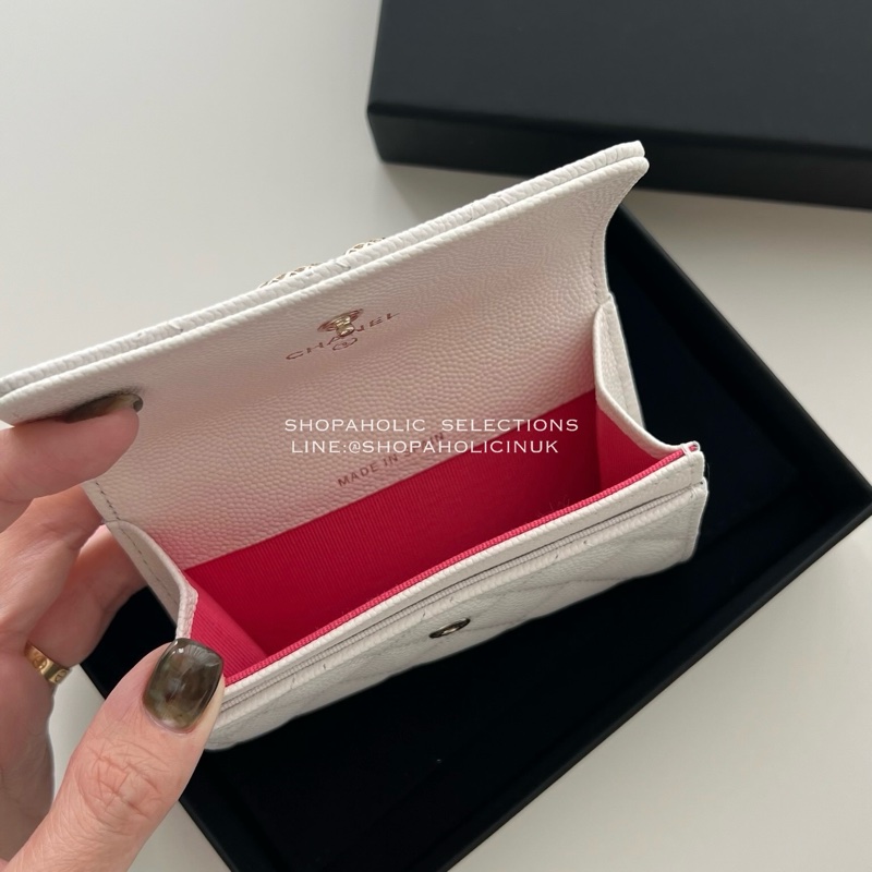 Chanel金色簍空logo單層卡夾包白色牛皮內裡粉紅色AP3187-3