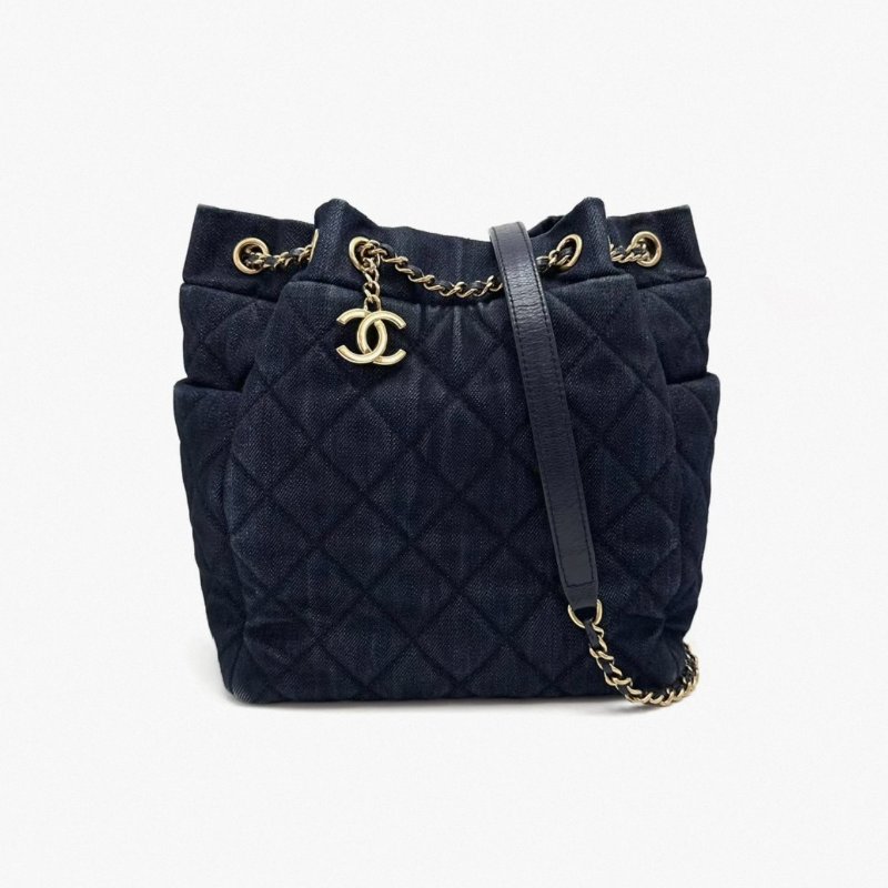 CHANEL丹寧牛仔肩背斜背水桶包20*21*12 98新配件塵袋-1