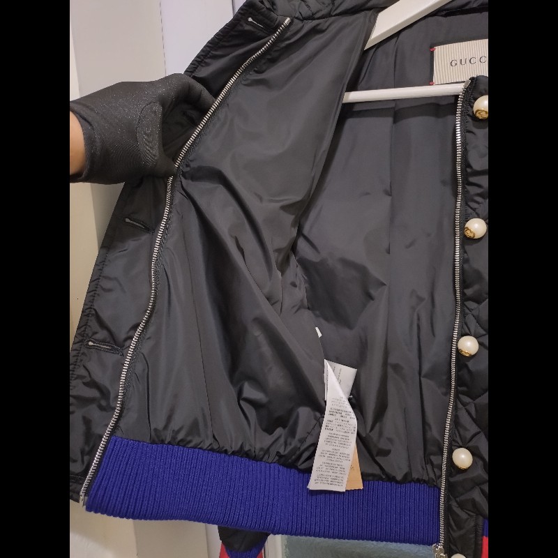 Gucci 黑色菱格珠珠釦外套-9