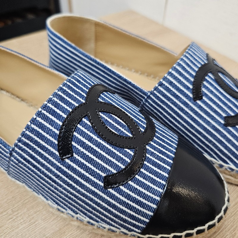 [福利出清☺️] Chanel 白藍線條帆布鉛筆鞋-8