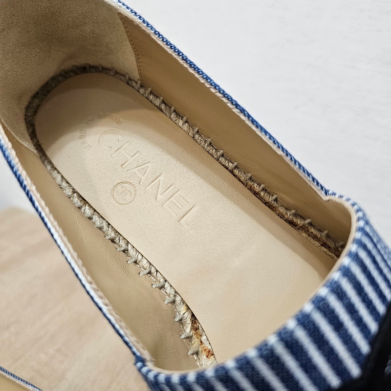 [福利出清☺️] Chanel 白藍線條帆布鉛筆鞋-11
