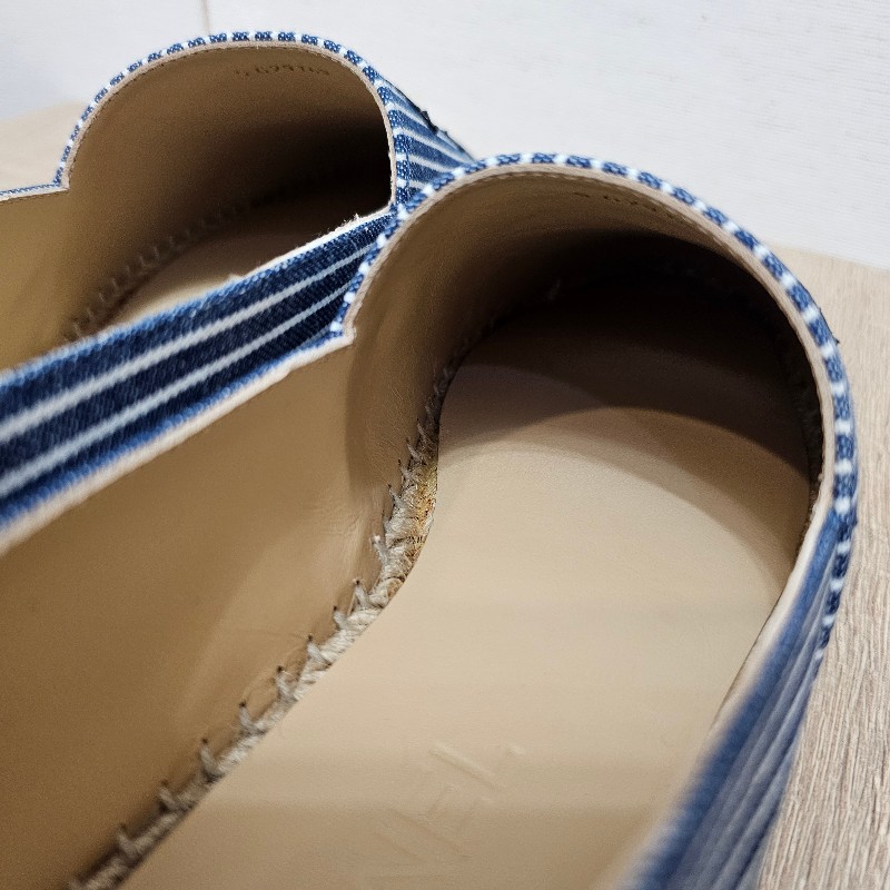 [福利出清☺️] Chanel 白藍線條帆布鉛筆鞋-17