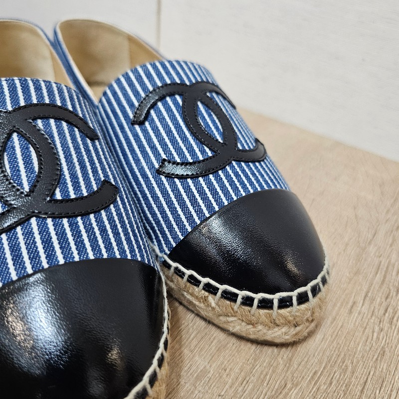 [福利出清☺️] Chanel 白藍線條帆布鉛筆鞋-20