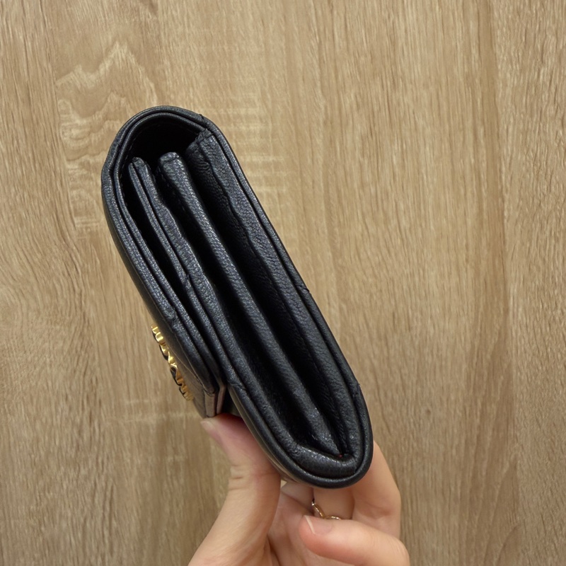 Chanel 黑羊皮霧金釦19下蓋中夾AP2700-2