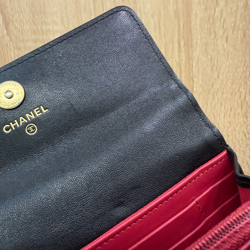 Chanel 黑羊皮霧金釦19下蓋中夾AP2700-14