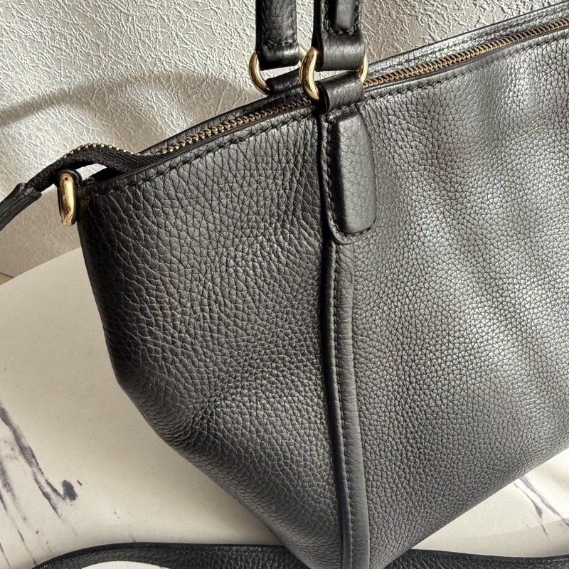 Gucci 流蘇兩用包 很方便 有拉鏈 年底優惠💕💕💕💕-2