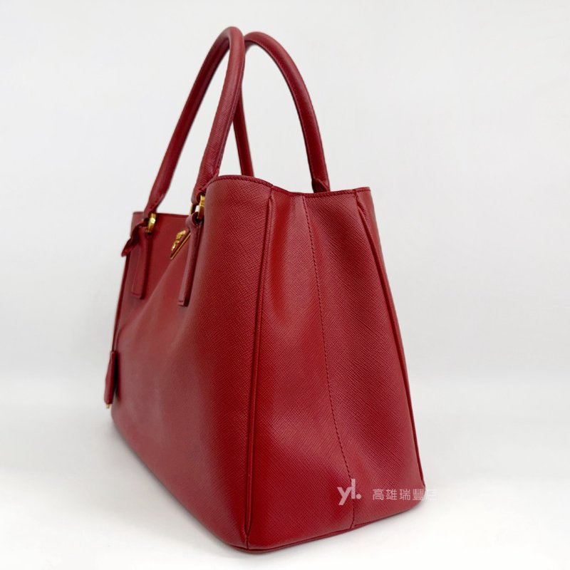 ❣Prada 紅防刮皮質金釦手提麗仕包-3