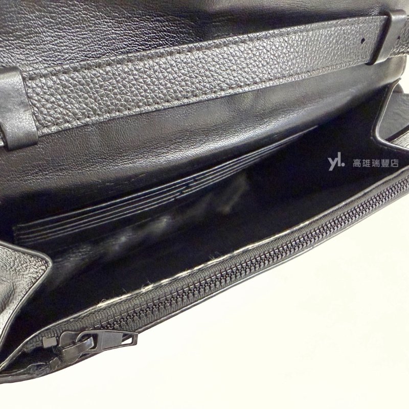 ❣Balenciaga 黑牛皮金釦下蓋8卡輪胎斜背包-10