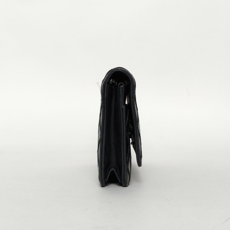 CHANEL CFWOC19黑色牛皮19開銀扣肩背包-1