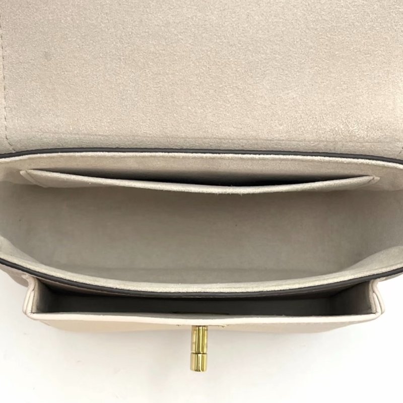 LV Lockme Tender系列拼色金扣肩背斜背包19*14*7 98新配件塵袋-6