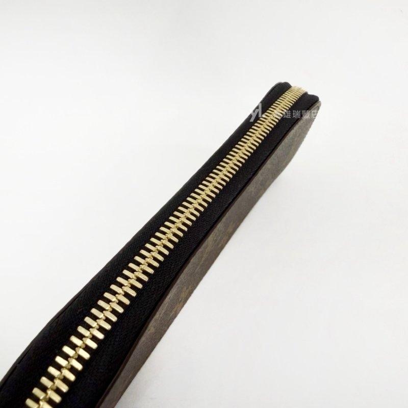 ❣LV 原花金釦Charlotle拉鍊筆袋-7