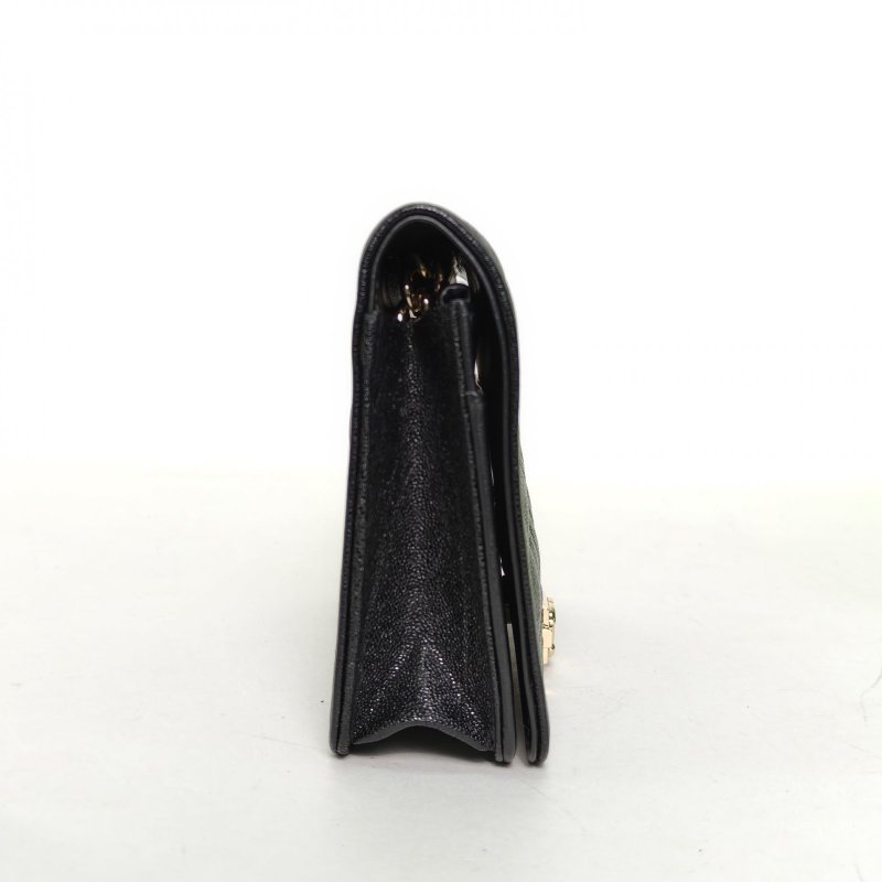 CHANEL LeboyWOC19黑色荔枝牛皮28開金扣菱格紋肩背包-3