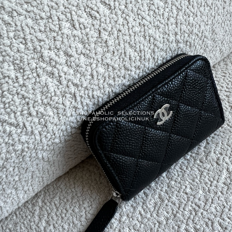 Chanel經典款拉鍊零錢卡夾包黑色牛皮銀釦AP0216-4