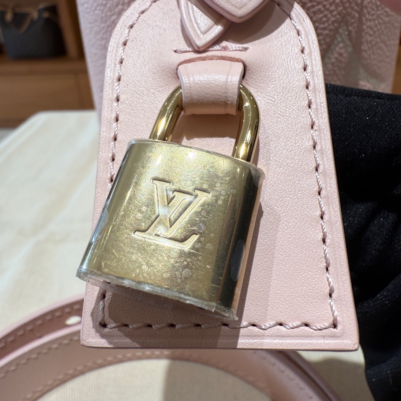 【夢幻櫻花粉】Louis Vuitton All In BB 水桶包｜甜美粉嫩皮革｜實用迷你容量｜附長背帶可肩背斜背-2