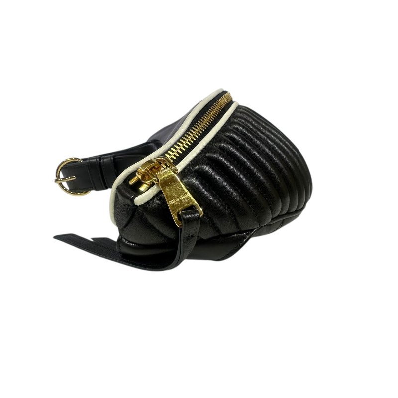 【美收精品】MIUMIU黑綠色皮革腰包 4-610-3