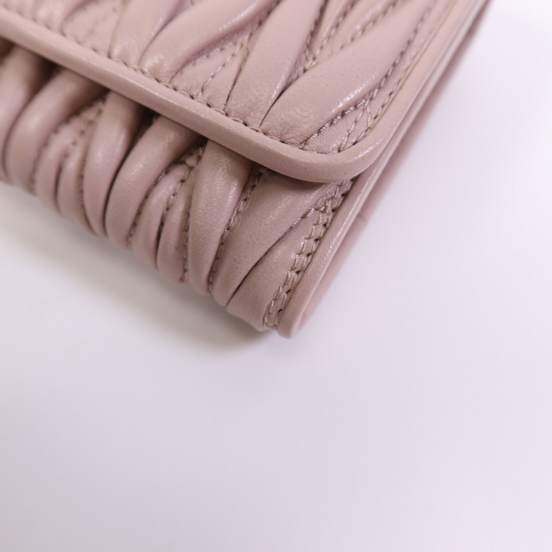 Miu Miu 羊皮皮革Wallet金扣長錢包-6