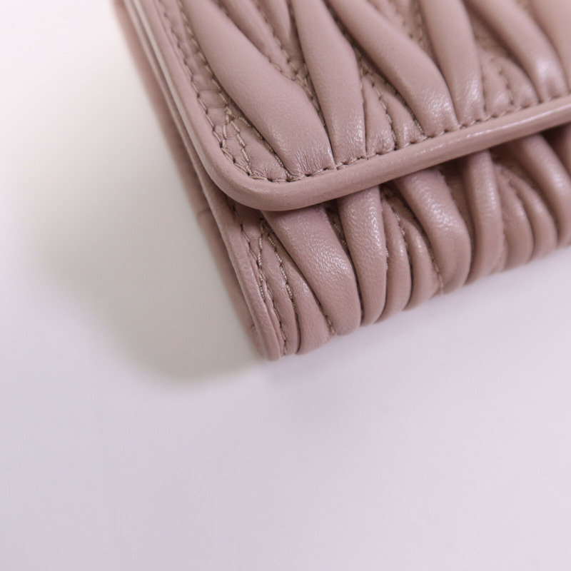 Miu Miu 羊皮皮革Wallet金扣長錢包-7