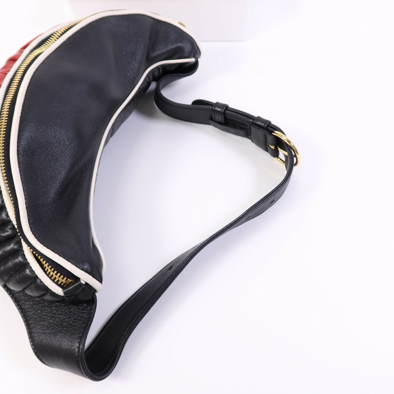 Miu Miu 牛皮皮革Rider Waist Bag金扣腰包-5