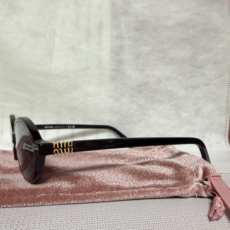 MIUMIU 書呆子太陽眼鏡 人氣款 SMU 04Z-F 1AB-5S0-1