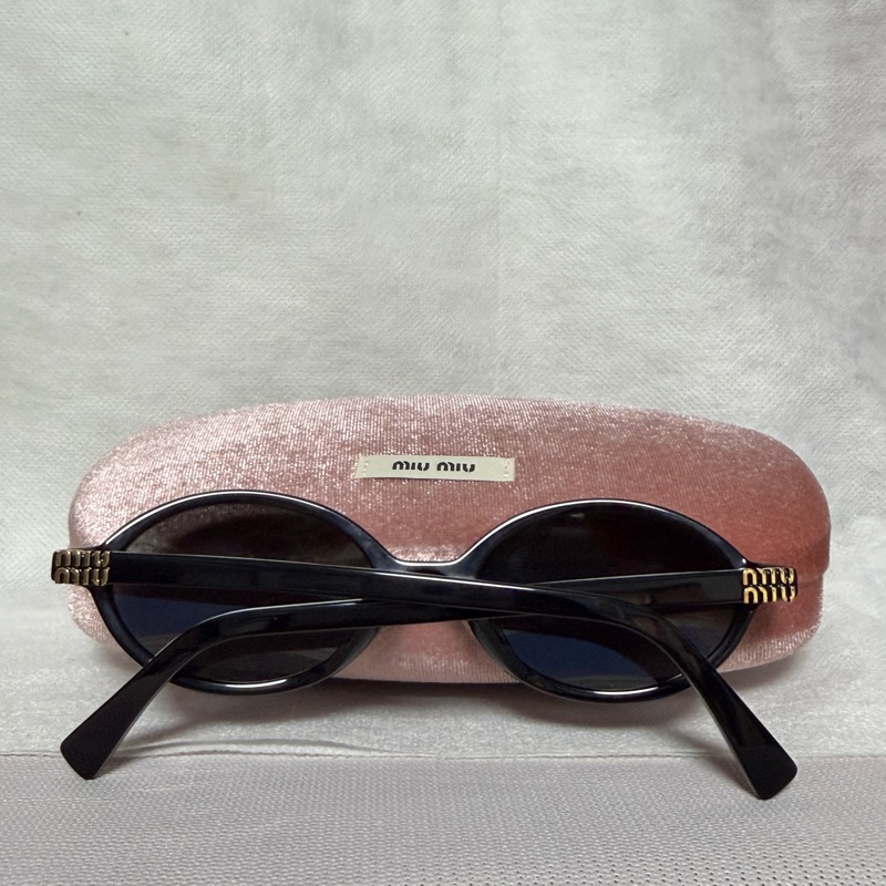 MIUMIU 書呆子太陽眼鏡 人氣款 SMU 04Z-F 1AB-5S0-8
