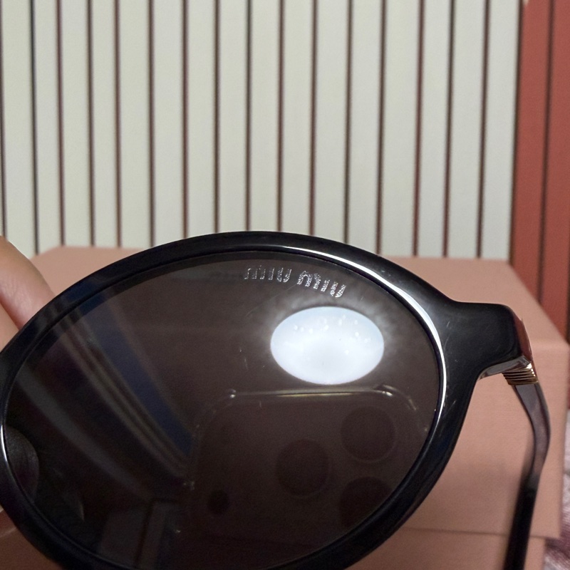 MIUMIU 書呆子太陽眼鏡 人氣款 SMU 04Z-F 1AB-5S0-10