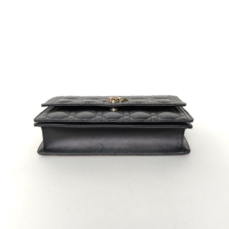 DIOR MissDior配手提中號鏈條包24黑色羊皮金扣2023藤格紋肩背包-4