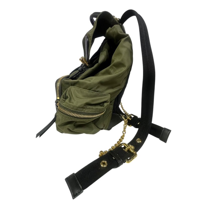 【美收精品】BURBERRY綠色尼龍後背包 4-665-7