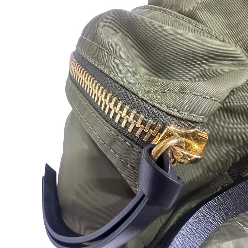 【美收精品】BURBERRY綠色尼龍後背包 4-665-9