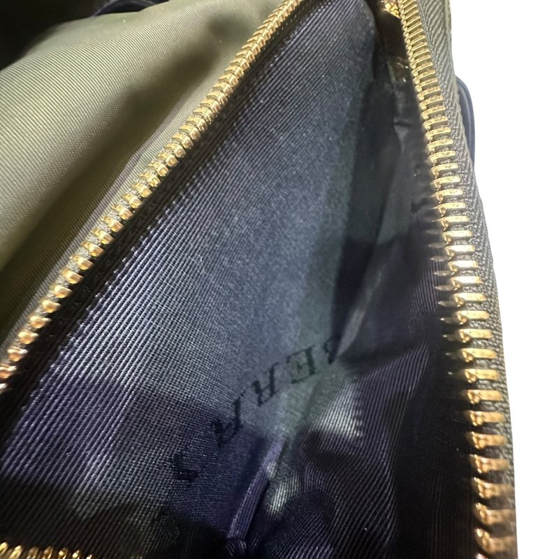 【美收精品】BURBERRY綠色尼龍後背包 4-665-11