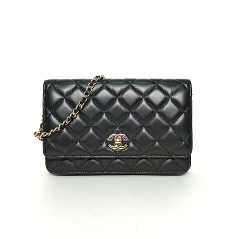 CHANEL CFWOC19黑色羊皮晶片開淺金扣足球調節扣肩帶肩背包